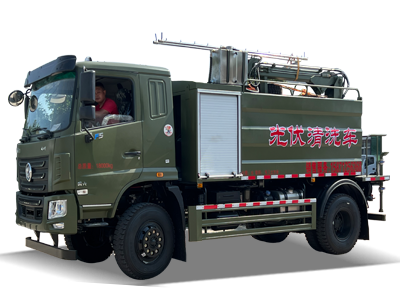 光伏板清洗車(chē)